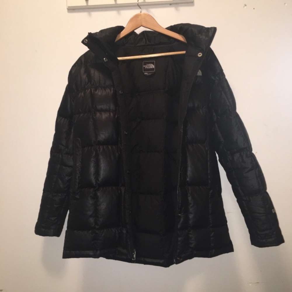 Women’s North Face puffer